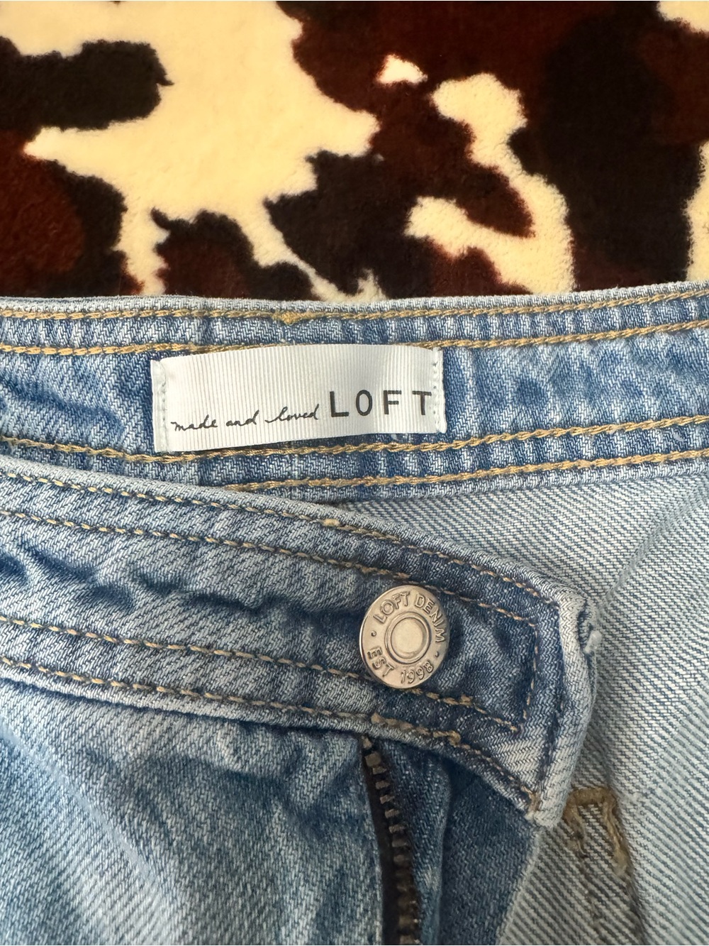 Light Blue barrel Fit Jeans - Picture 2 of 3